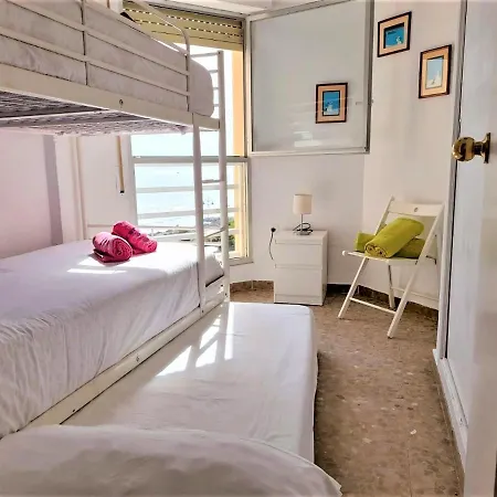 Frente A La Playa Benalmadena Pto Marina Apartment Benalmadena
