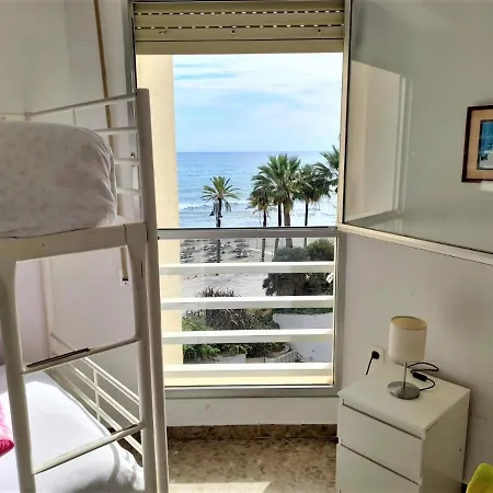 Frente A La Playa Benalmadena Pto Marina Apartment *